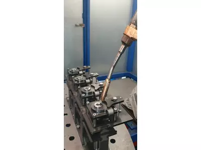 Bolzen mit Verdrehsicherung